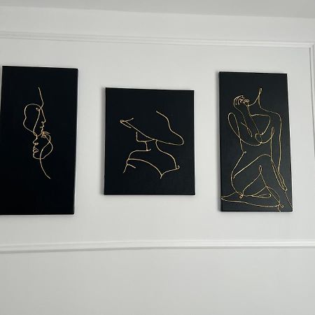Glamart Apartment Крайова Экстерьер фото