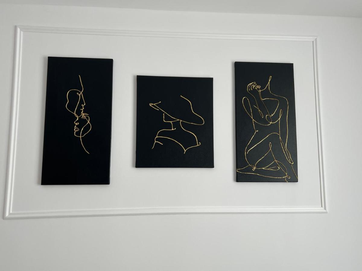 Glamart Apartment Крайова Экстерьер фото